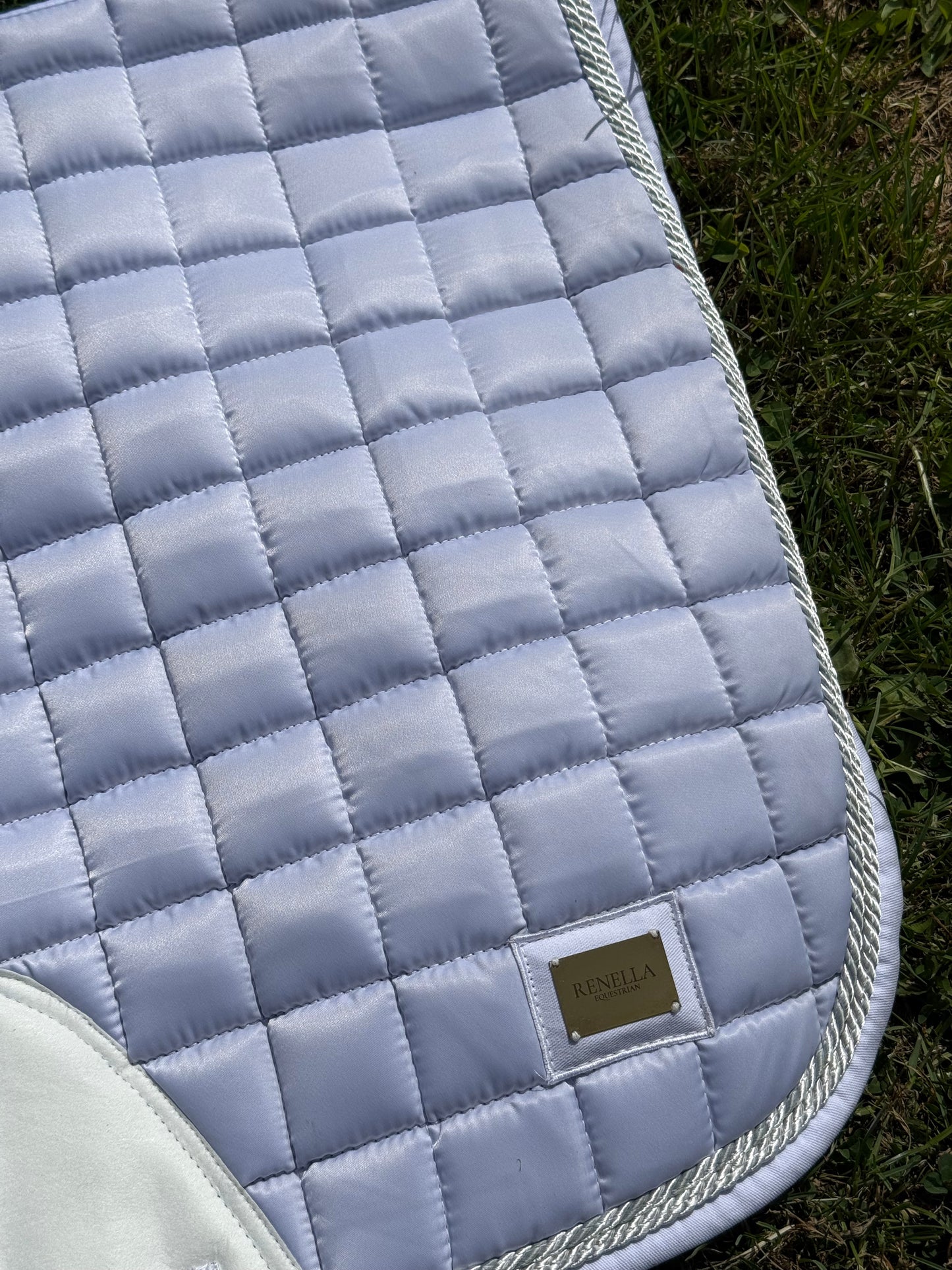 White Saddle Pad&Fly Veil