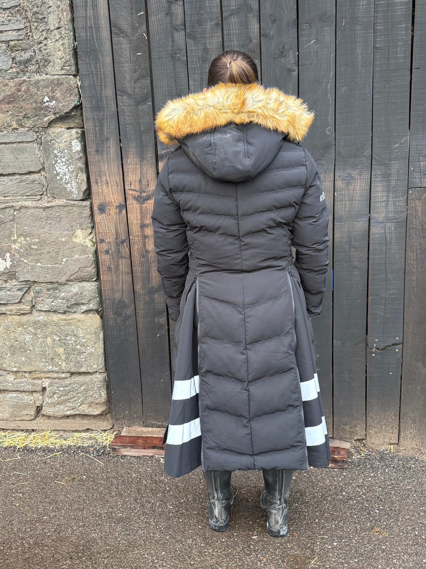 Icon Jacket in Jet