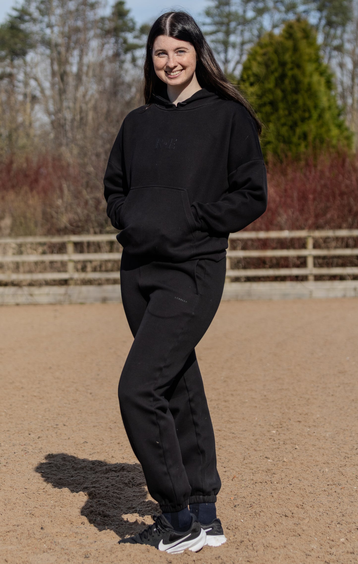 Icon Cuffed Joggers in Black